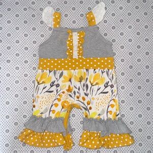 🛍 CUTE LITTLE GIRLS ROMPER SIZE 3-6 MONTHS 🛍